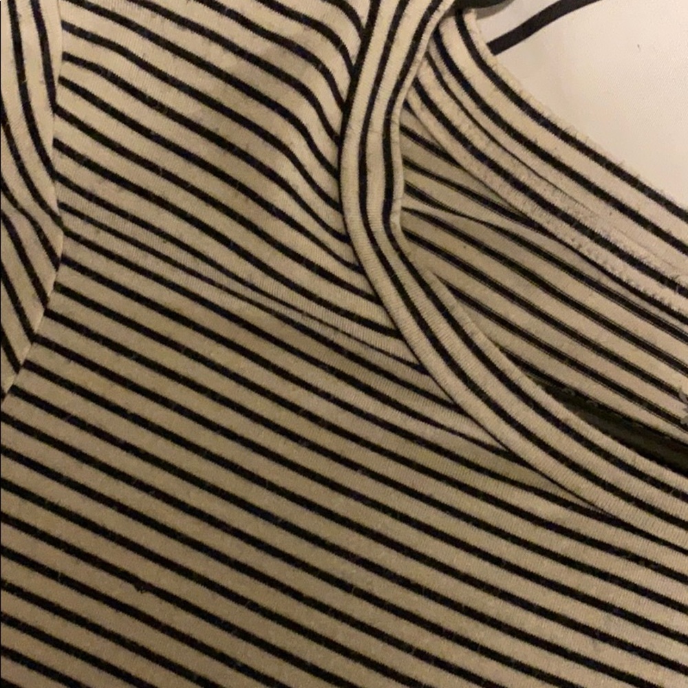 Cropped Tee - Picture 2 of 5
